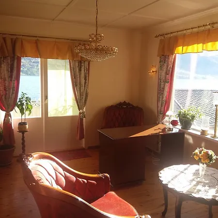Fjord Land Privat overnatting