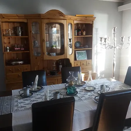 Fjord Land Privat overnatting Grimo