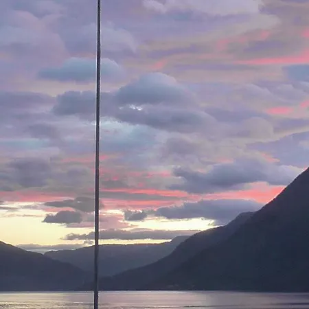 Privat overnatting Fjord Land